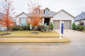 1121 Bridle Path Dr, Aubrey, TX 76227