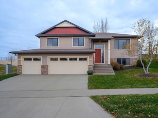 5311 Ridgeway Rd NW, Rochester, MN 55901