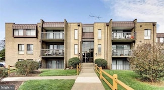 7598 Gales Ct Unit 203, Manassas, VA 20109
