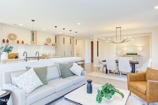 600 N Roxboro St Unit 24, Durham, NC 27701