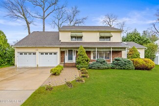 1709 Fanwood St, Oakhurst, NJ 07755