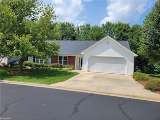 519 Woodland Dr, Greensboro, NC 27408