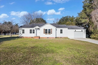 1409 Main St, Bonneau, SC 29431