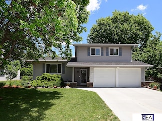 4711 S 102nd St, Omaha, NE 68127