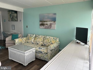 3010 Philadelphia Ave, Ocean City, MD 21842