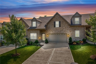 996 Surrey Woods Dr, Canonsburg, PA 15317