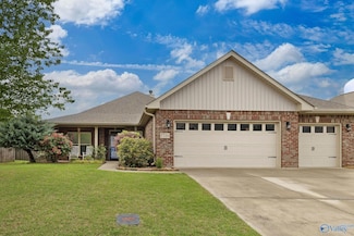7338 Vidette Ln SE, Owens Cross Roads, AL 35763