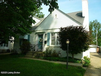 1411 Falcon Dr, Louisville, KY 40213