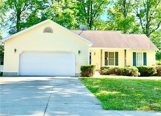 224 Natale Dr, Cortland, OH 44410