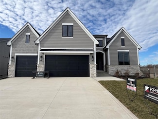 1207 S 92nd St, West Des Moines, IA 50266