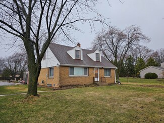 7805 N 76th St, Milwaukee, WI 53223