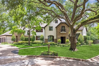 2 Hedwig Shadows Dr, Houston, TX 77024