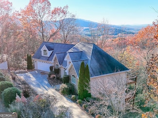 894 Oak Pointe Dr, Cleveland, GA 30528