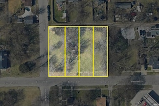 2421 Bertrand St, South Bend, IN 46628