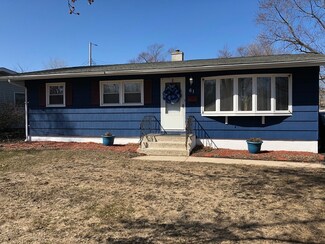 61 Arrowhead Dr, Thornton, IL 60476