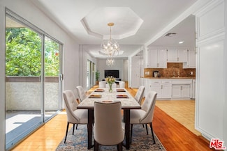 5534 Sylmar Ave Unit 5, Sherman Oaks, CA 91401