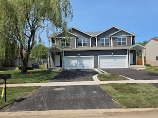 1390 Merrimac Ln N, Hanover Park, IL 60133