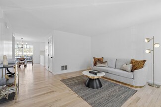 78 Swan St Unit 213, Lowell, MA 01852