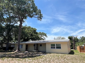 5713 21st Ave S, Gulfport, FL 33707