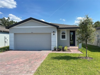 1804 Carnostie Rd, Winter Haven, FL 33884