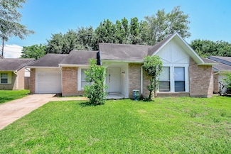 6915 Jeb Stuart Dr, Richmond, TX 77469