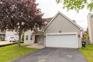 10 Sugar Creek Ct, Lake In the Hills, IL 60156