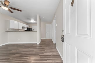 516 Hollyhock St Unit 15, Prairie View, TX 77484