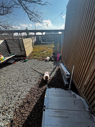 4011 Rockaway Beach Blvd, Far Rockaway, NY 11691