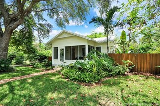 665 NE 120th St, Biscayne Park, FL 33161