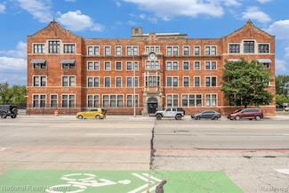 6533 E Jefferson Ave Unit 323, Detroit, MI 48207