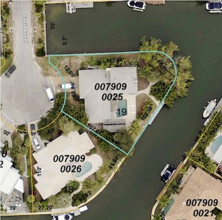 940 Siesta Key Place, Sarasota, FL 34242