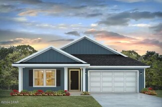 8341 Park Place Dr, Callaway, FL 32404