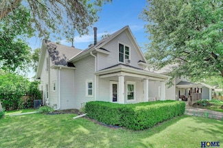 5319 Walker Ave, Lincoln, NE 68504