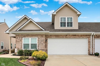 3275 Eaton Mews Ct, Greenwood, IN 46143