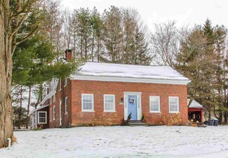 384 Hillview Rd, Richmond, VT 05477