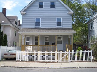 27 Evans St, Dorchester Center, MA 02124