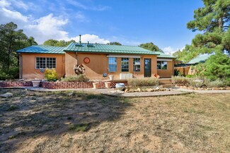 13 Eagle Ln, Tijeras, NM 87059