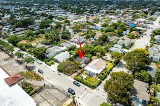 825 N K St, Lake Worth, FL 33460