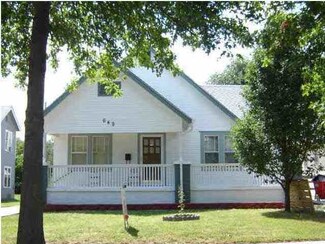 649 N Terrace Dr, Wichita, KS 67208
