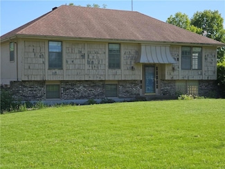 4307 E 211th St, Belton, MO 64012