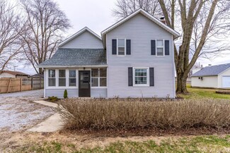 16423 Weaver St, Yoder, IN 46798