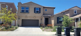 833 Half Moon Ave, Redlands, CA 92374