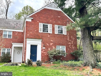 1146 Valley Dr, Alexandria, VA 22302