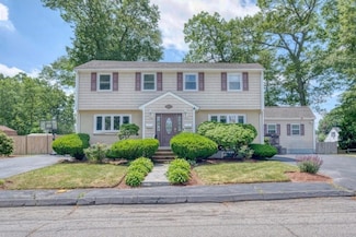 37 Pleasant St, Randolph, MA 02368