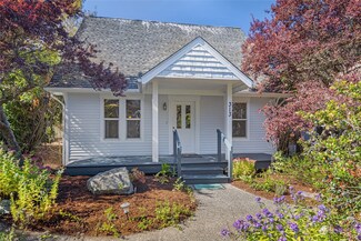 21 Blair Ave, Friday Harbor, WA 98250