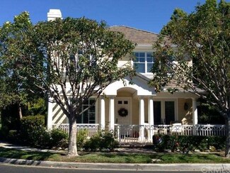 20 Edgewood Dr, Newport Beach, CA 92660