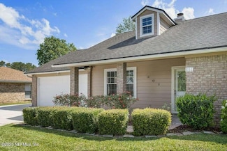 601 Robert Livingston St, Orange Park, FL 32073