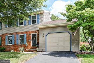 1340 Woodridge Dr, Middletown, PA 17057