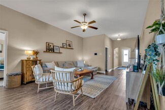 729 Lansman Trail, Denton, TX 76207
