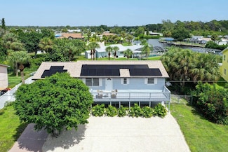 6 Cove Ln, Englewood, FL 34223